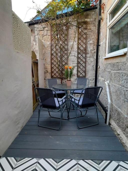 Sea View Cottage In Dorset, Portland Bagian luar foto